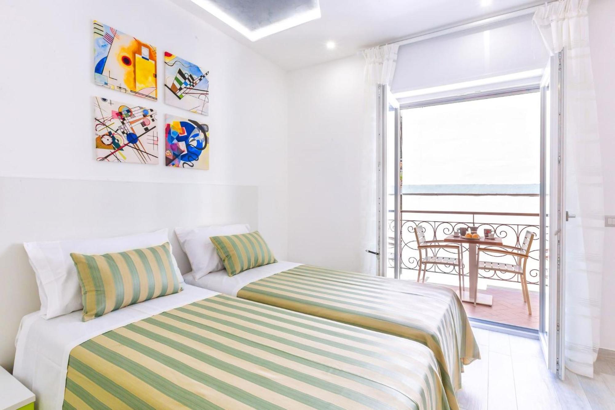 Sorrentovibes - New & Stylish Two Bedroom Apartment With Balconies Ngoại thất bức ảnh