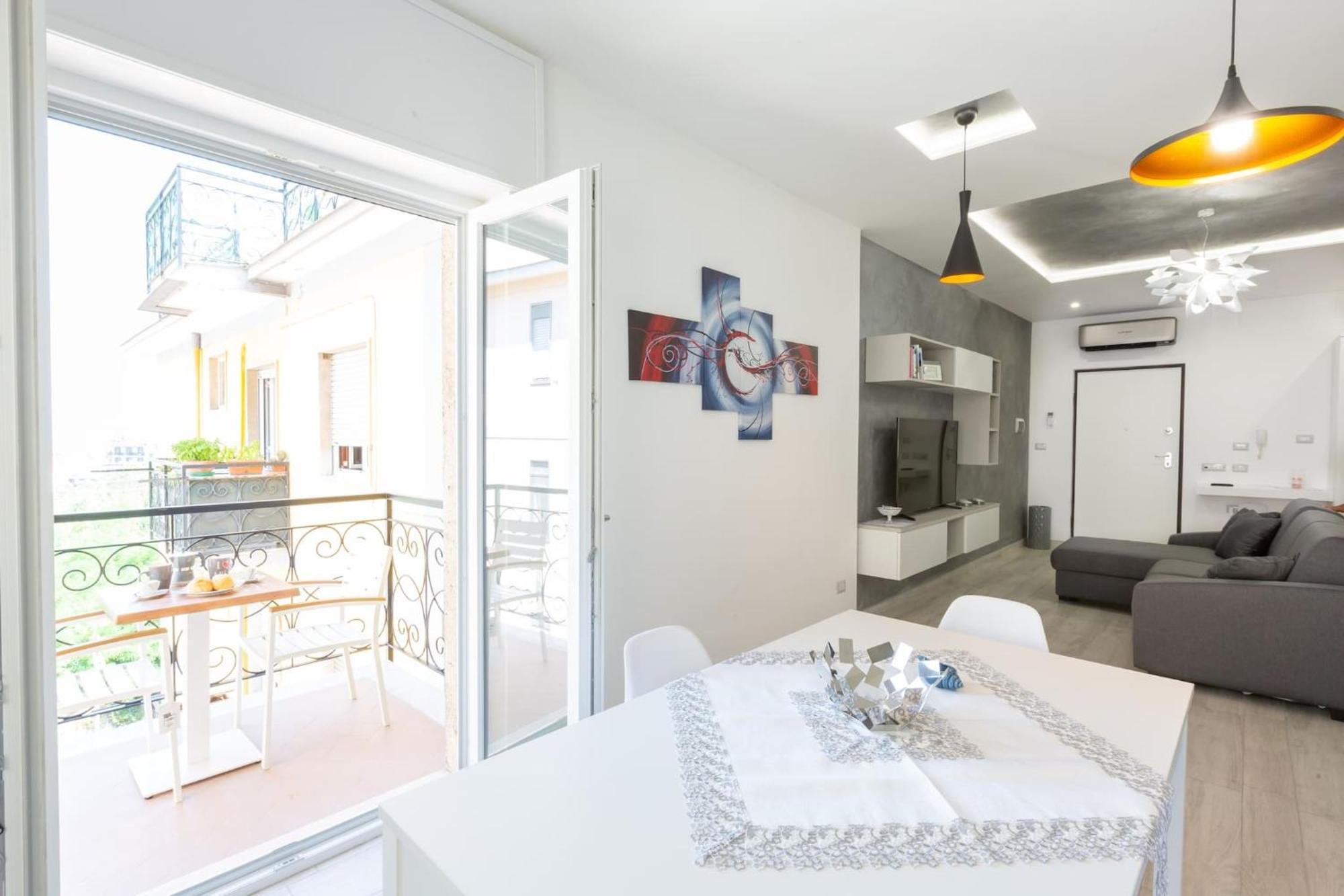 Sorrentovibes - New & Stylish Two Bedroom Apartment With Balconies Ngoại thất bức ảnh